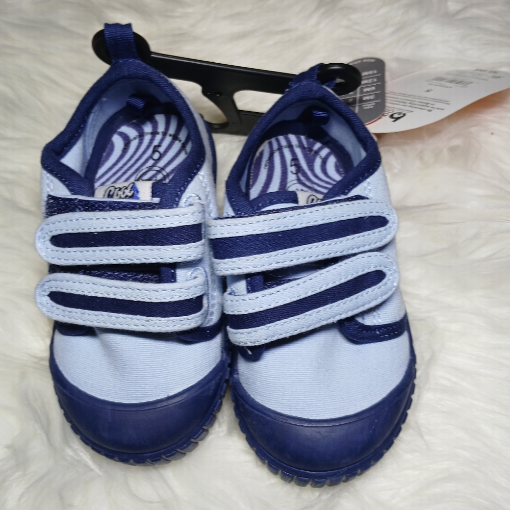 Wonder Nation Blue Sneakers Classic Design